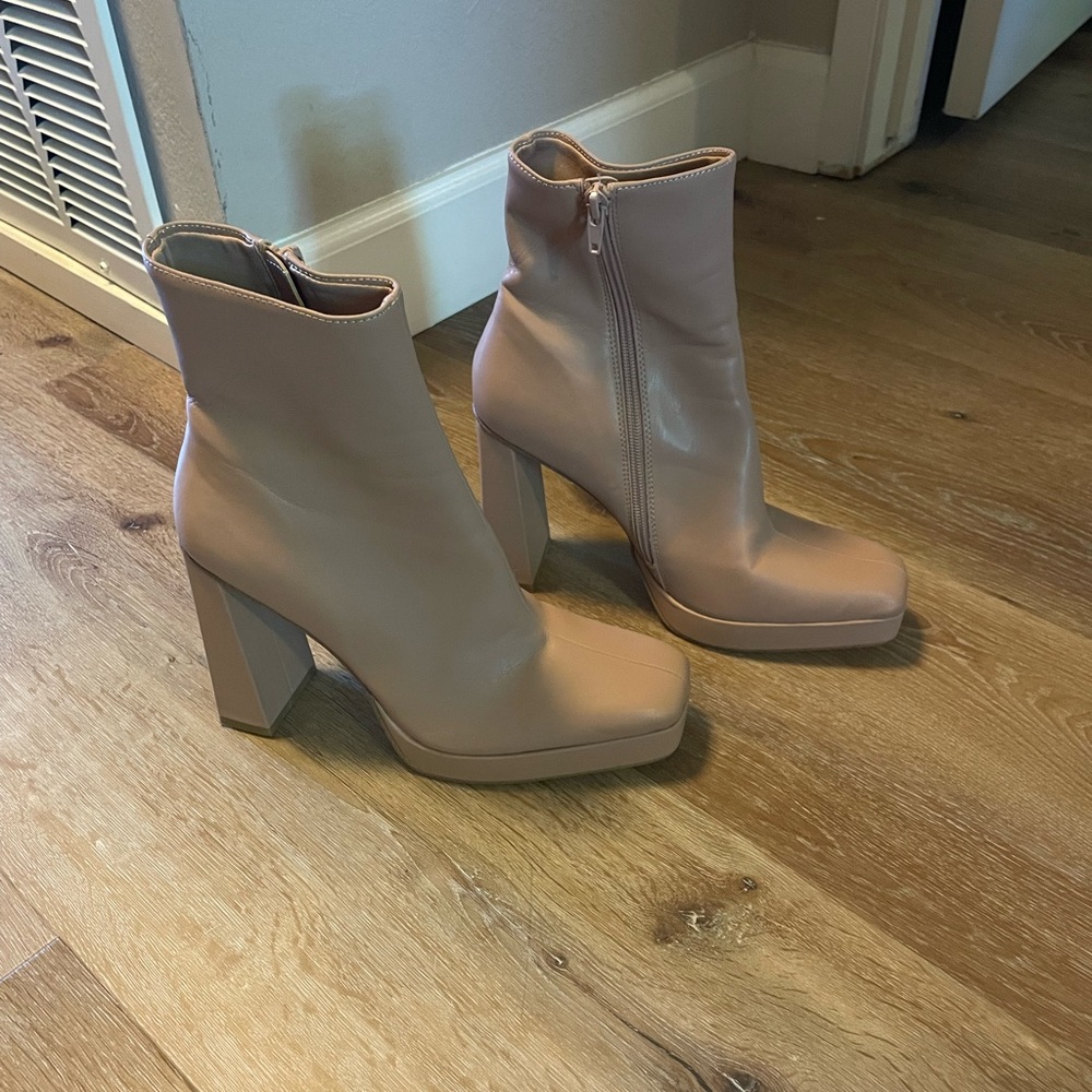 Steve Madden Felicity Booties